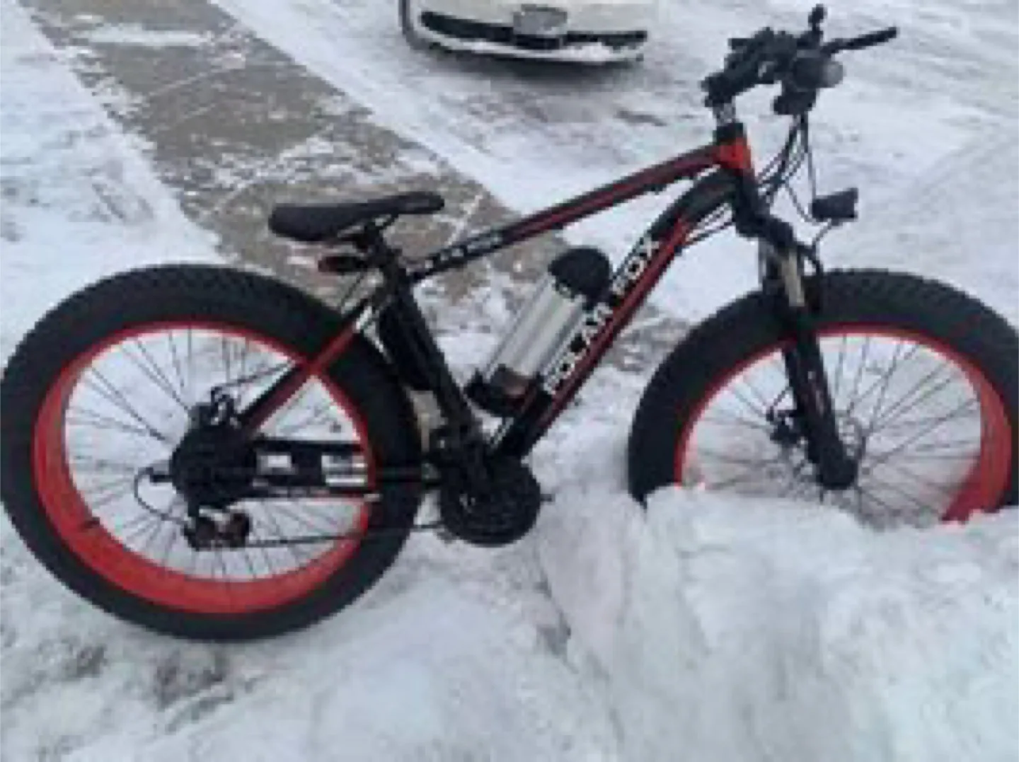 Brand new in box Polar Fox Electric Fat Tire Bike image indicator(8)