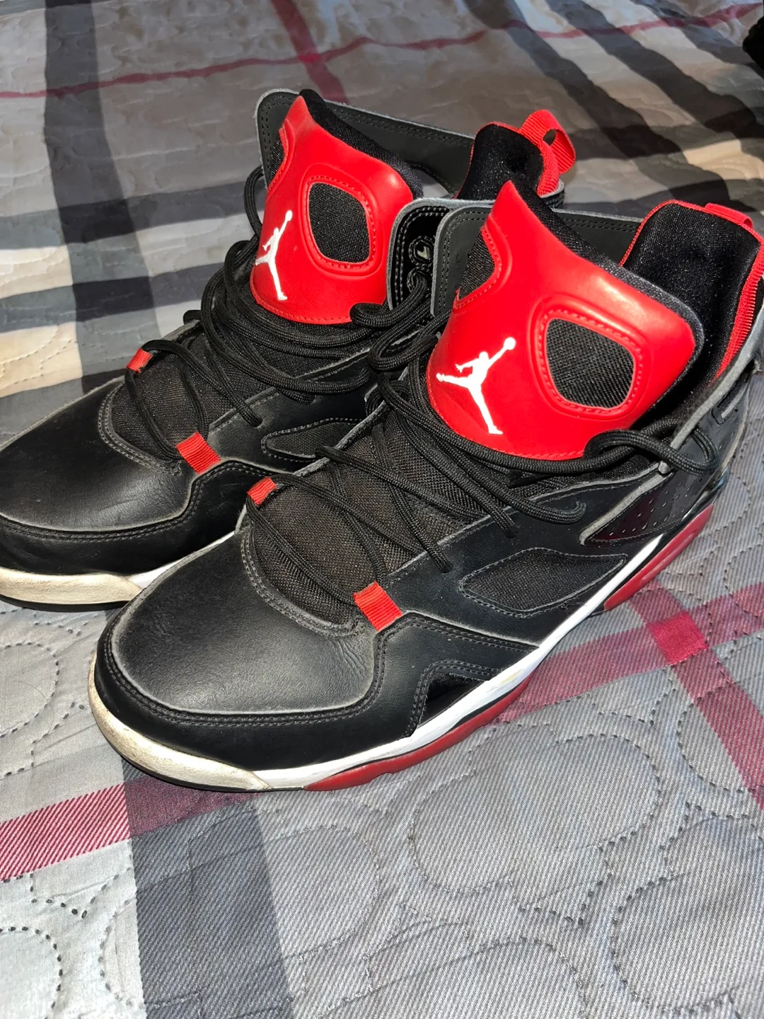 Jordan Flight 45 High Top Shoes thumbnail