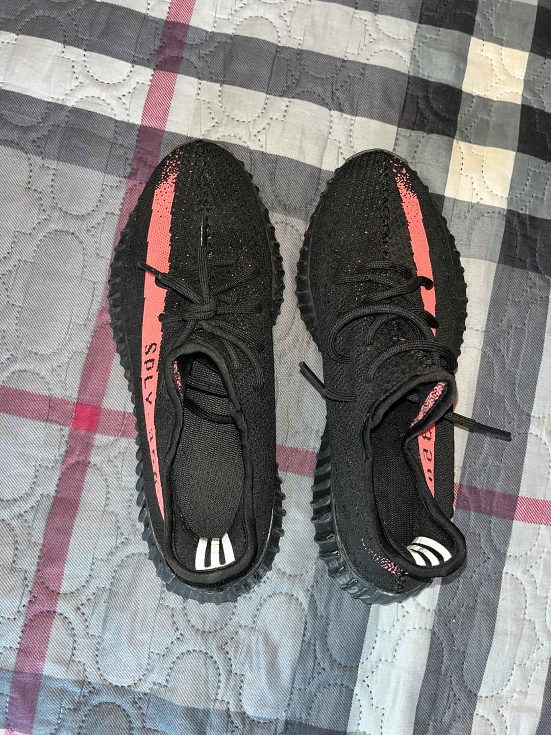 Adidas Yeezy Boost 350 V2 Onyx image indicator(3)