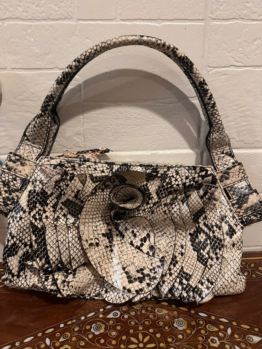 High Fashion Handbag - Snakeskin Print thumbnail