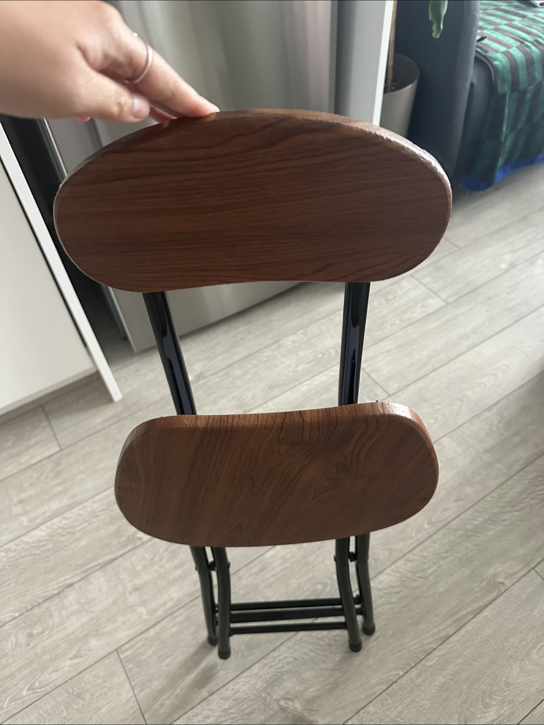 Folding Chair with Curved Backrest - photo 3