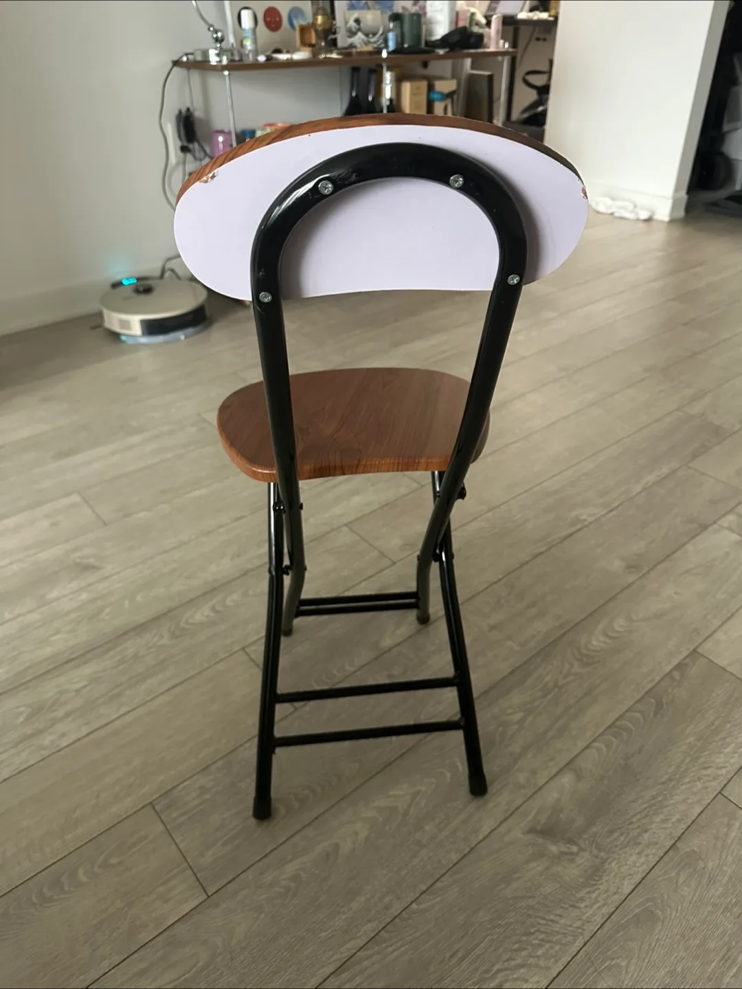Folding Chair with Curved Backrest image indicator(2)