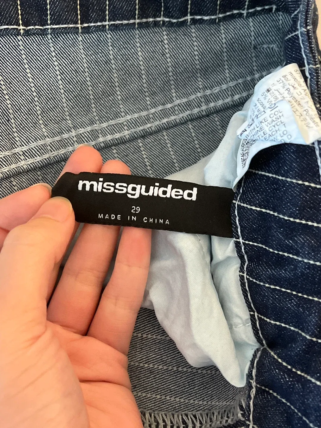 Missguided wide leg striped Jeans - Size 29 image indicator(2)