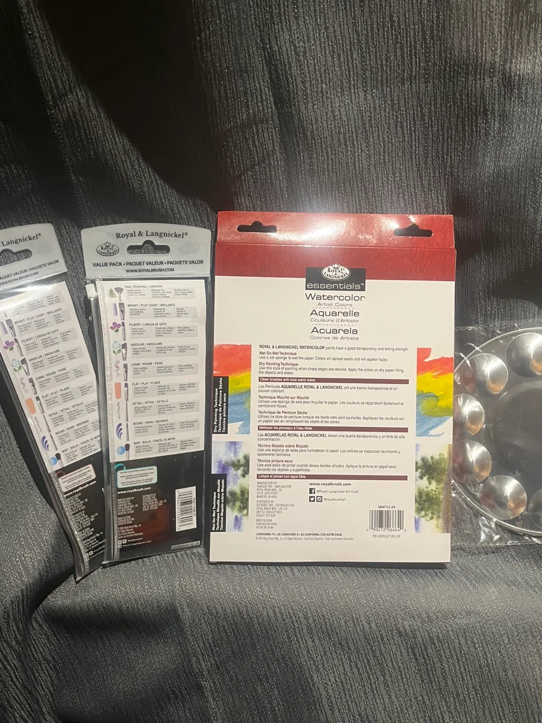 Royal & Langnickel Watercolor Set image indicator(2)