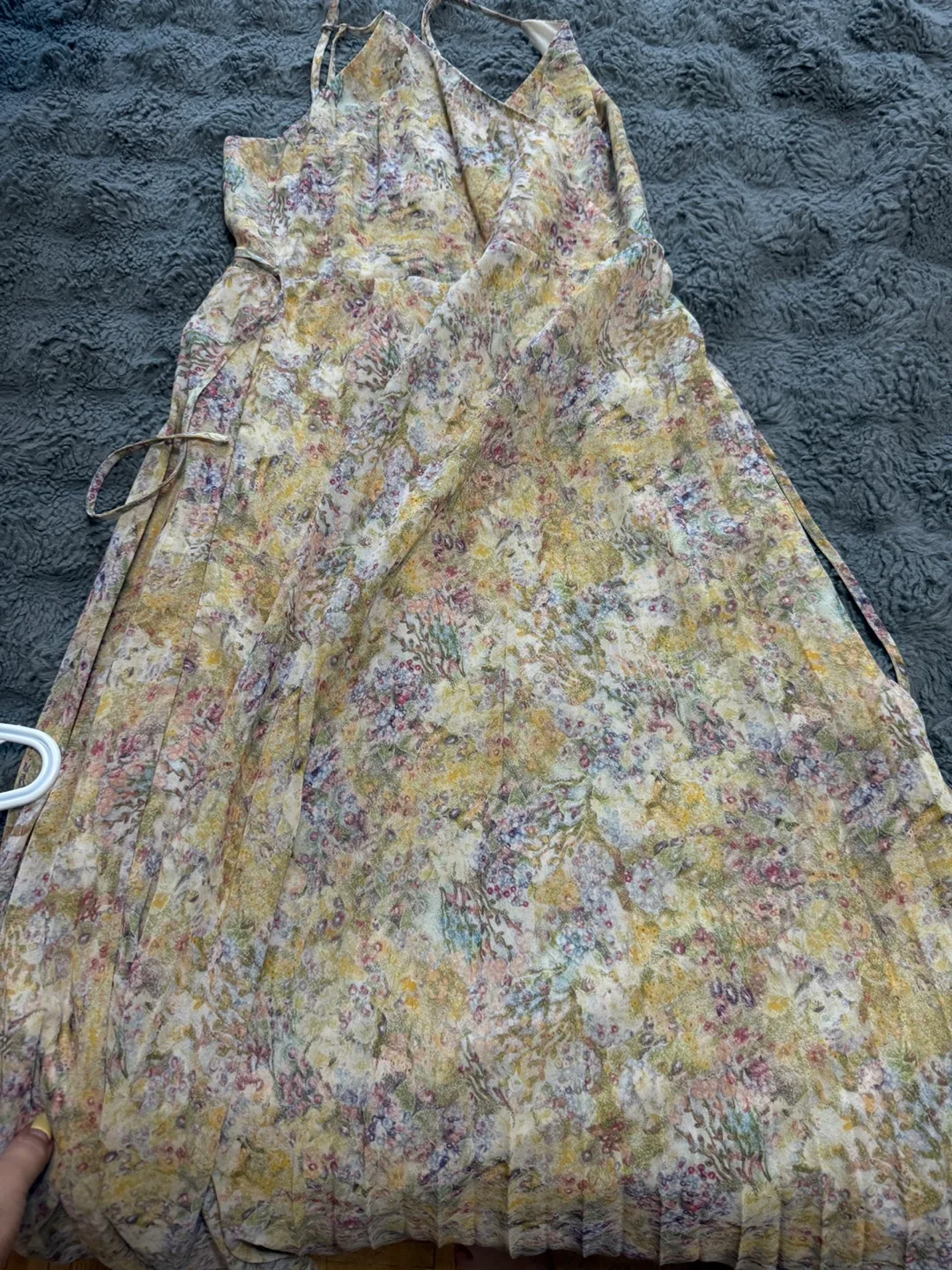 H&M Floral Print Dress - Size S image indicator(2)