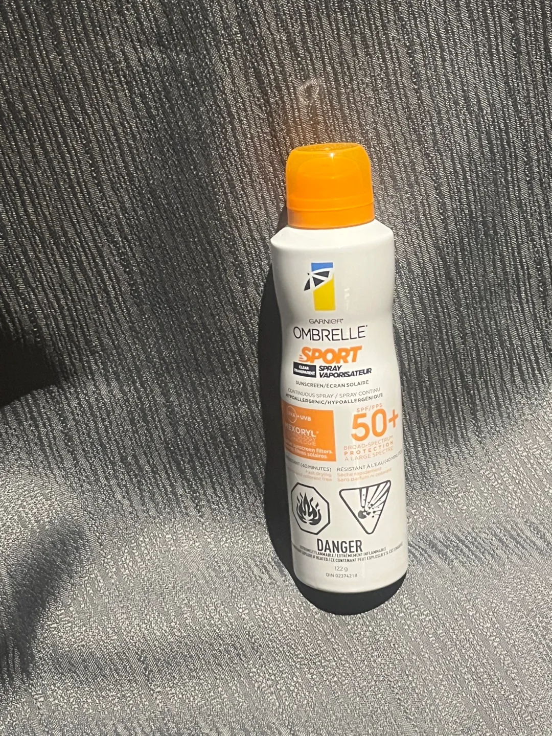 Garnier Ombrelle Sport Sunscreen Spray SPF 50+ thumbnail