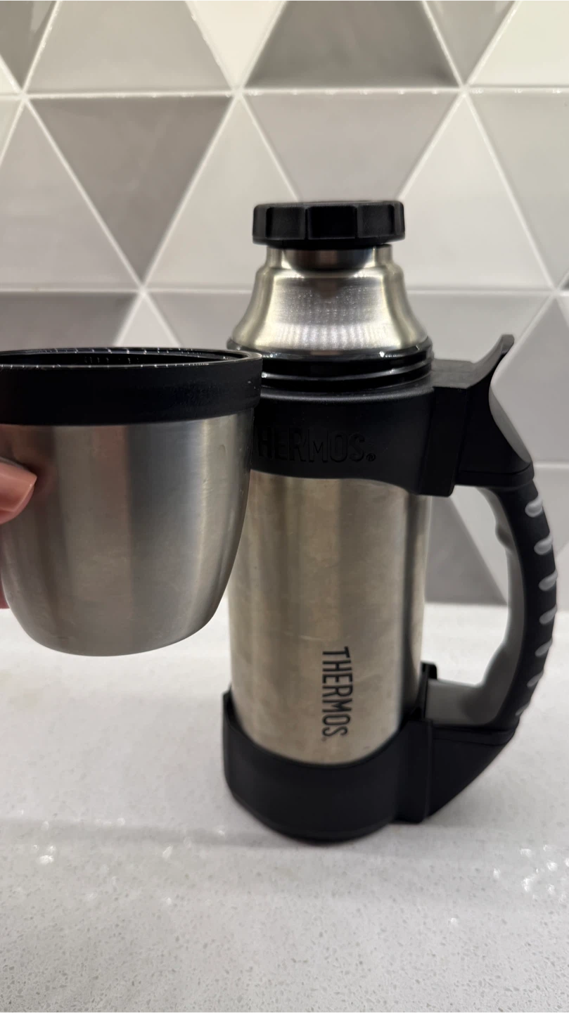 Thermos Stainless Steel Beverage Bottle - photo 2