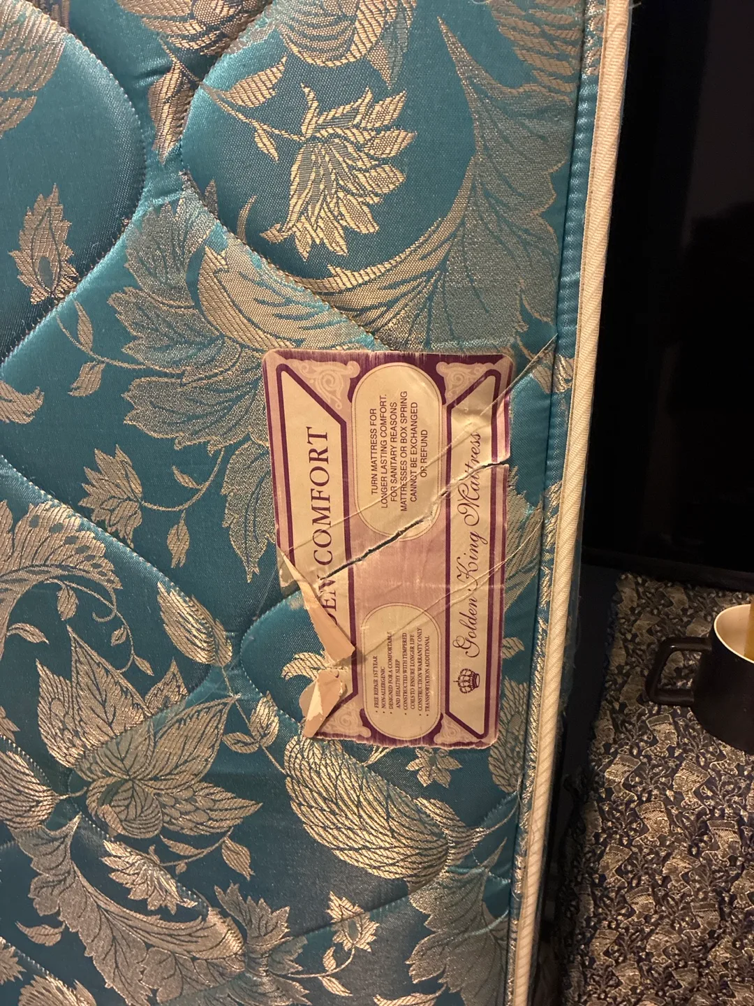 Queen Golden King Mattress image indicator(2)