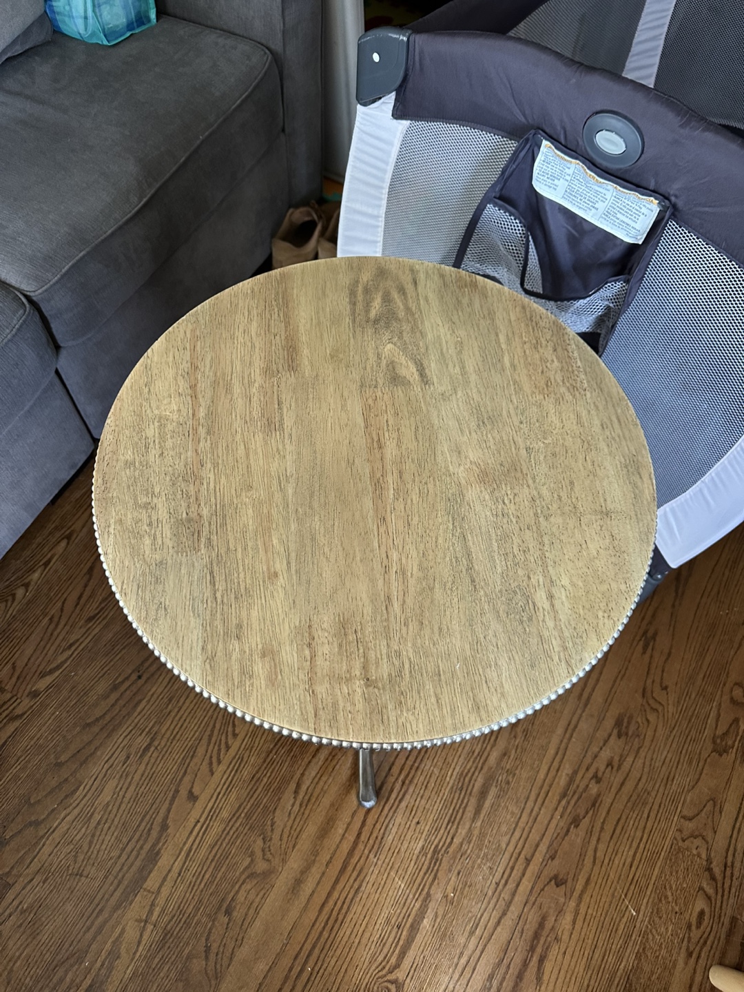 Touch of Class Round Accent Table - 22" Diameter - photo 2