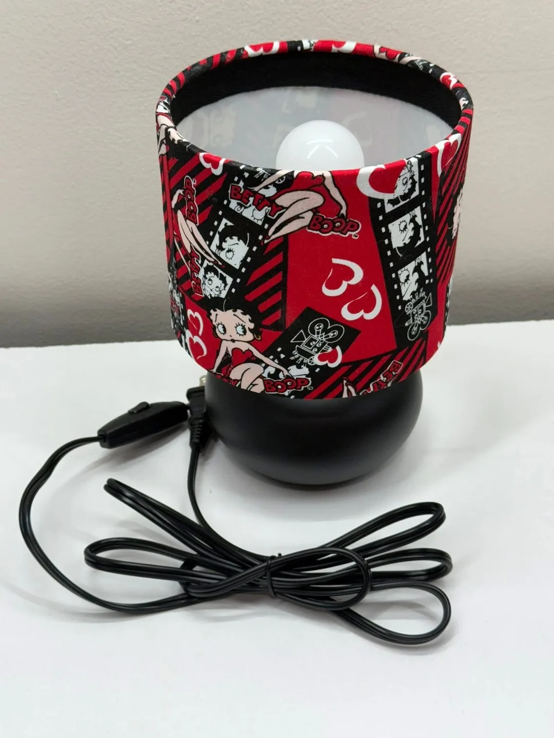 Betty Boop Novelty Lamp image indicator(2)
