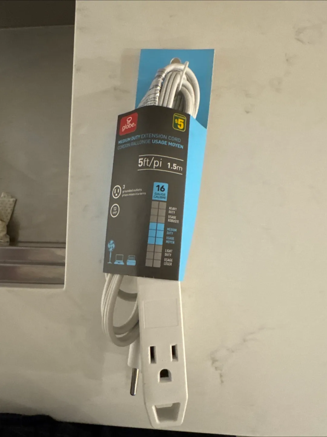 Globe 5ft Medium Duty Extension Cord - New thumbnail