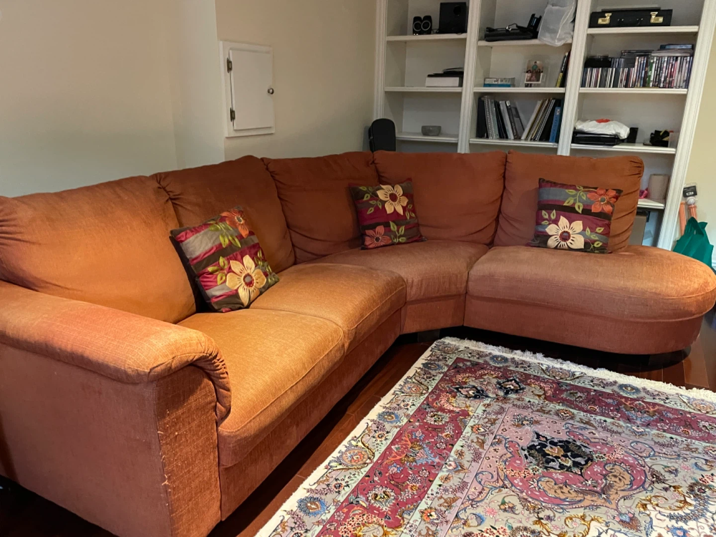 Sectional sofa - photo 2
