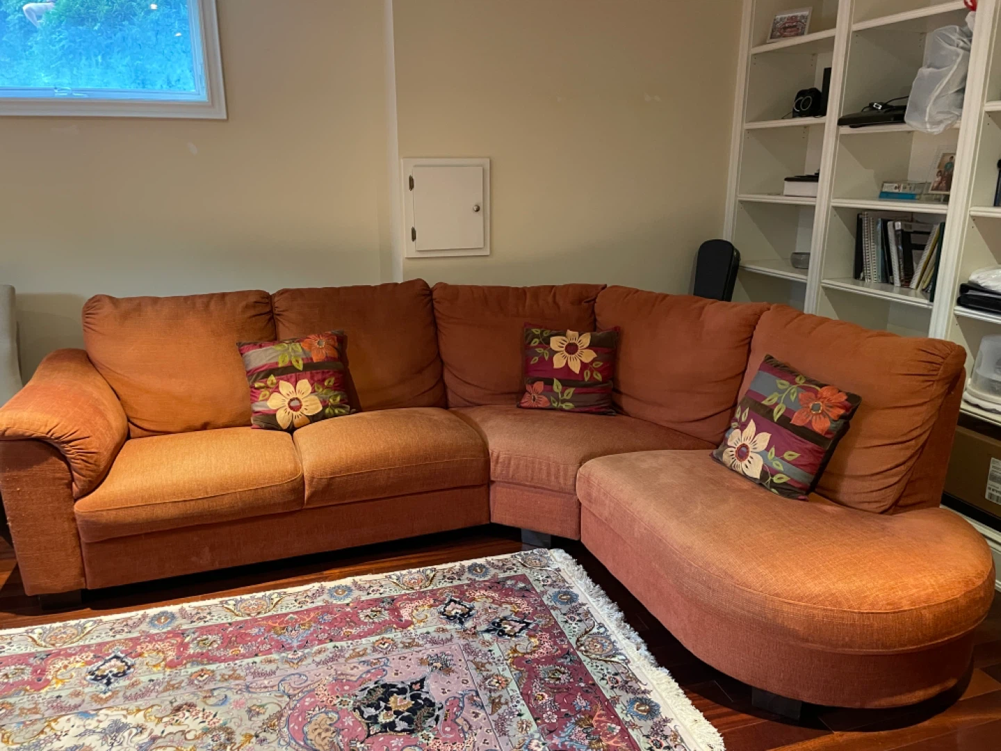 Sectional sofa