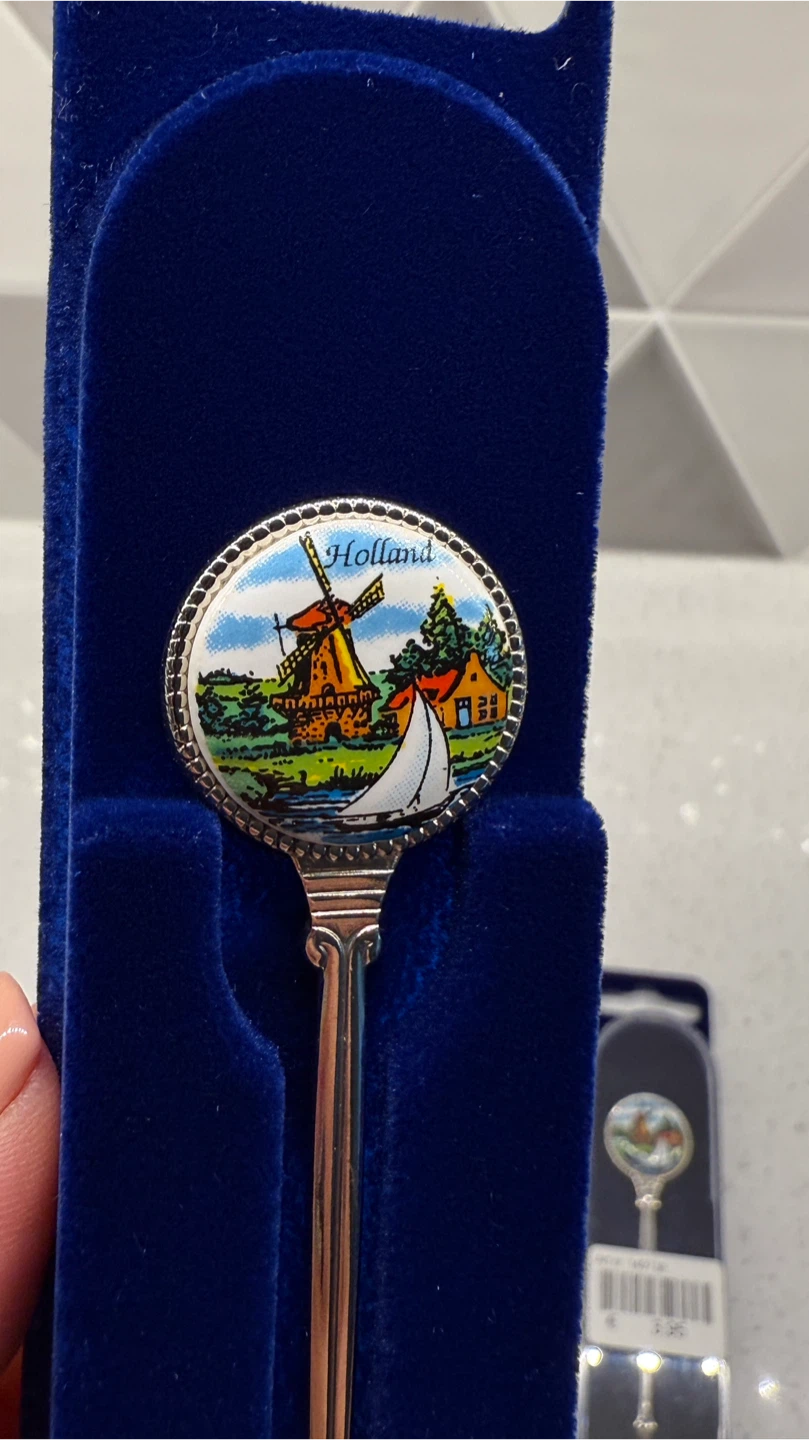 Holland Souvenir Spoon - New in Box - photo 4
