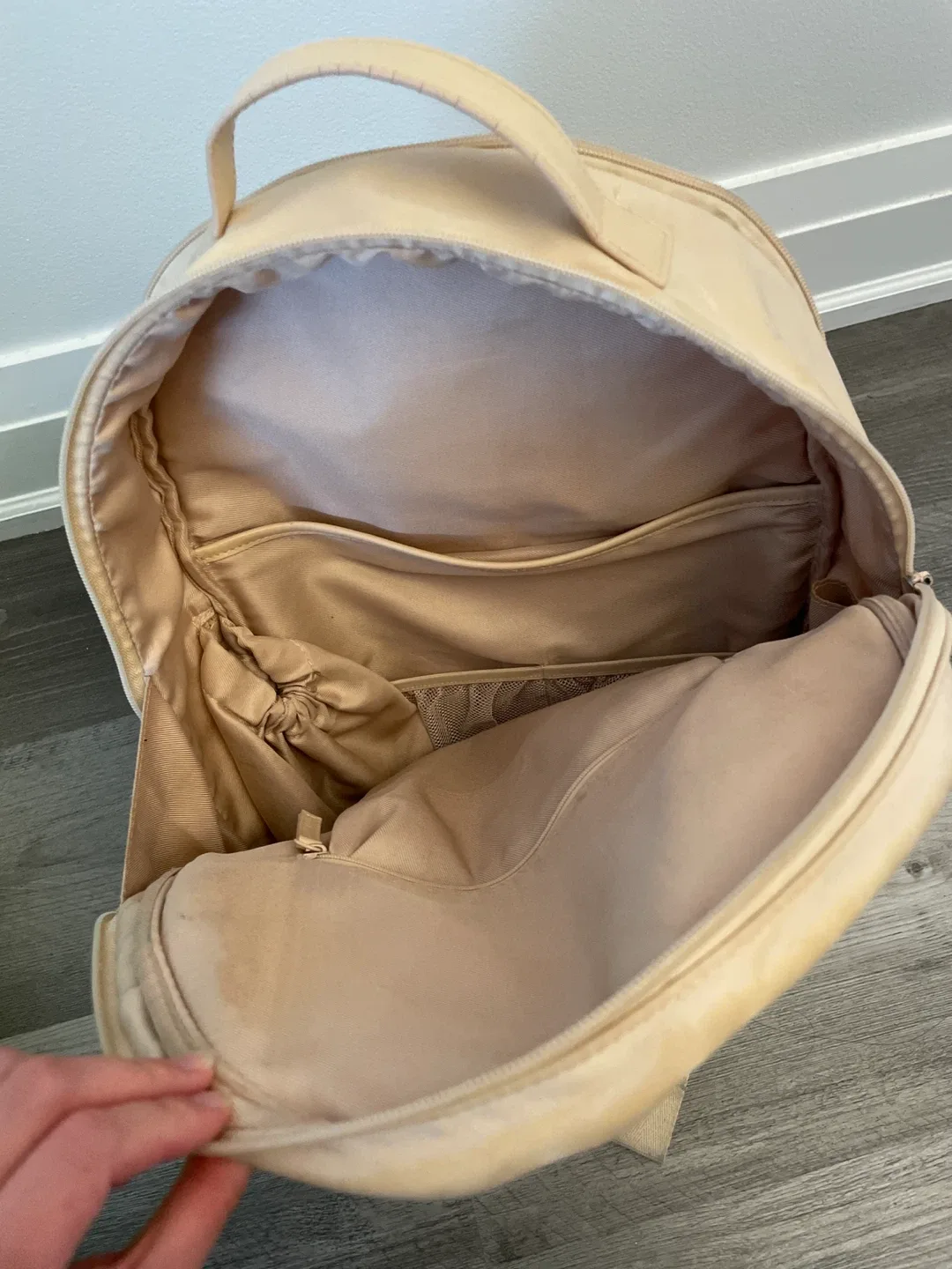 Beige Pink Beis Backpack image indicator(4)