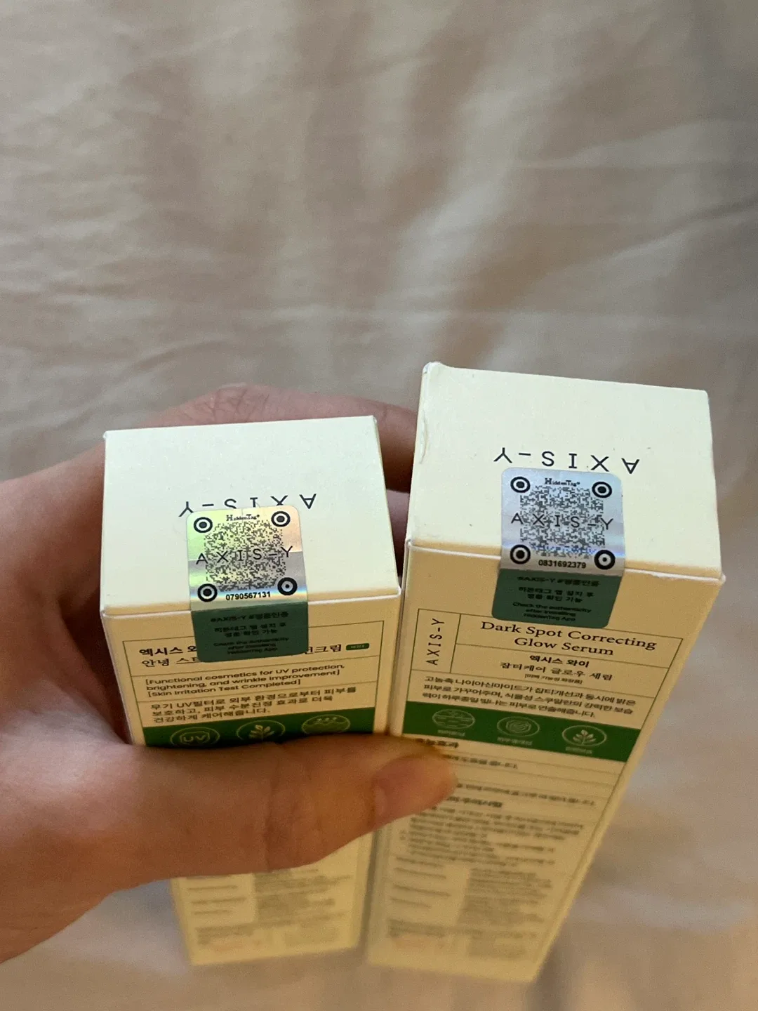 Axis-Y Dark Spot Correcting Glow Serum & Sunscreen image indicator(2)