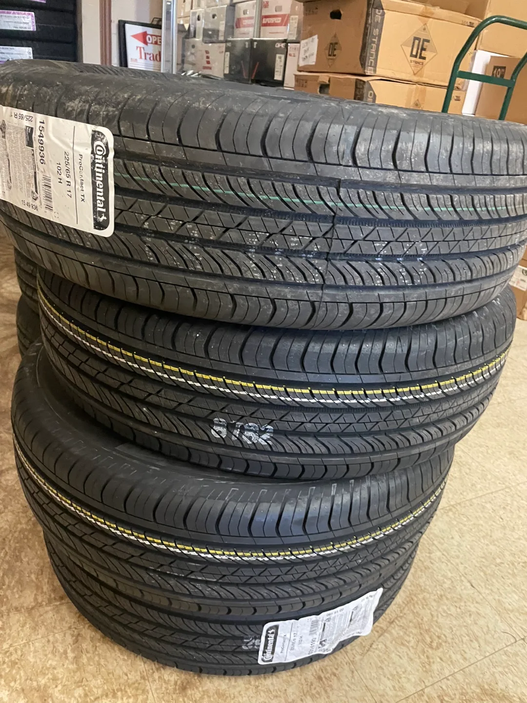 Continental ProContact TX 225/65R17 Tires - Set of 4 image indicator(2)