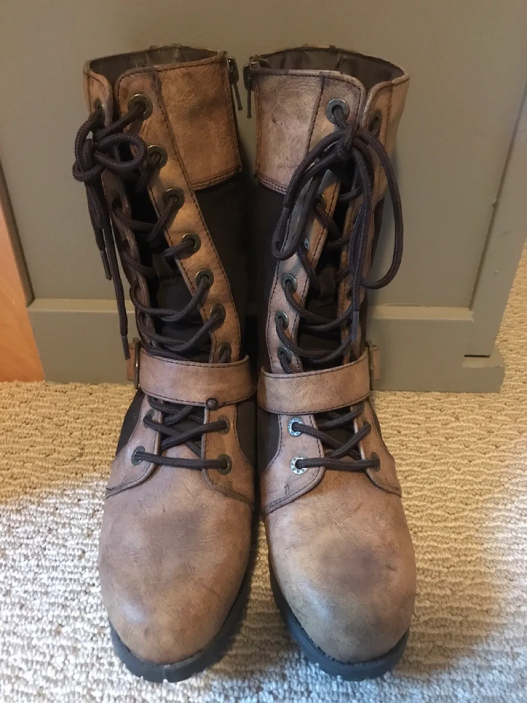 Bearpaw Brown Boots thumbnail