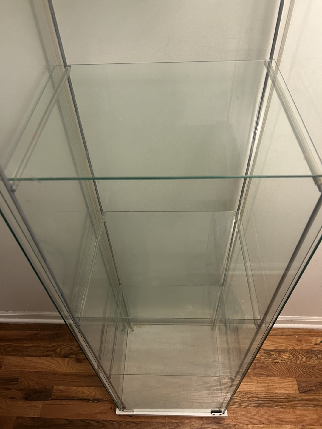 White Glass Display Cabinet - photo 2