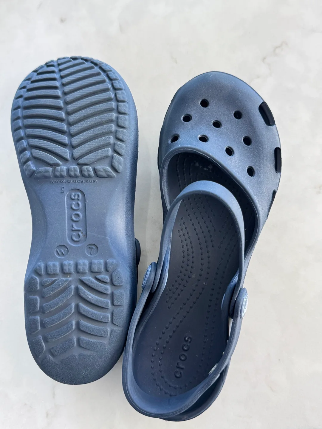 Crocs Mary Jane - Size 6-7 thumbnail