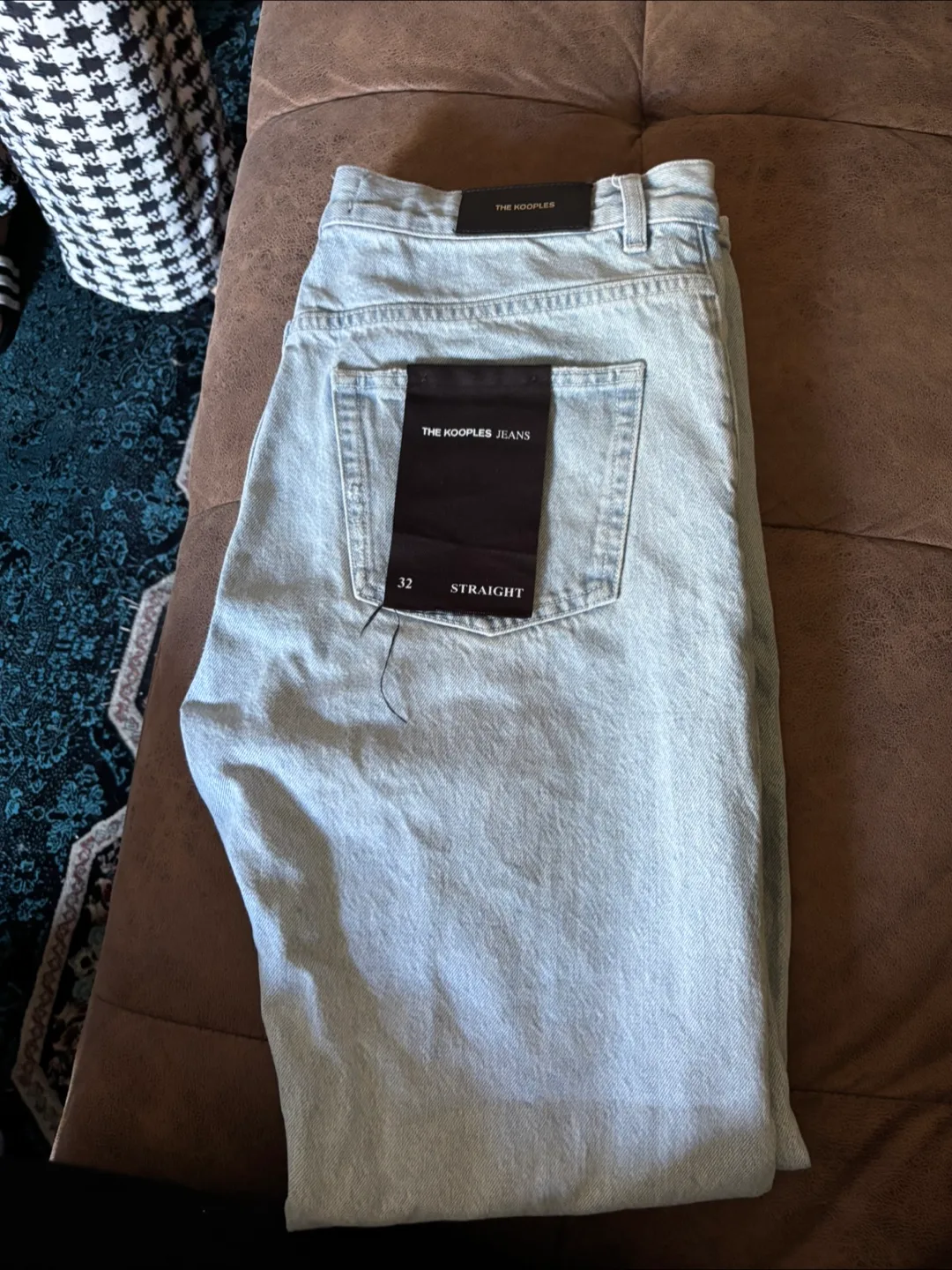 Zara & The Kooples Jeans - Size 32 thumbnail