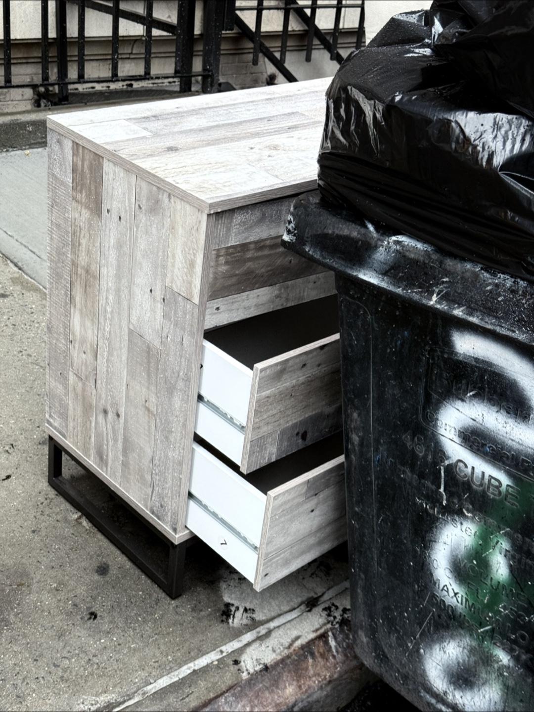 Whitewashed Wood 6-Drawer and 3-Drawer Dressers - photo 3