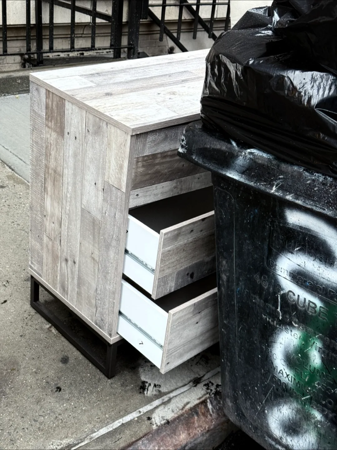 Whitewashed Wood 6-Drawer and 3-Drawer Dressers image indicator(3)