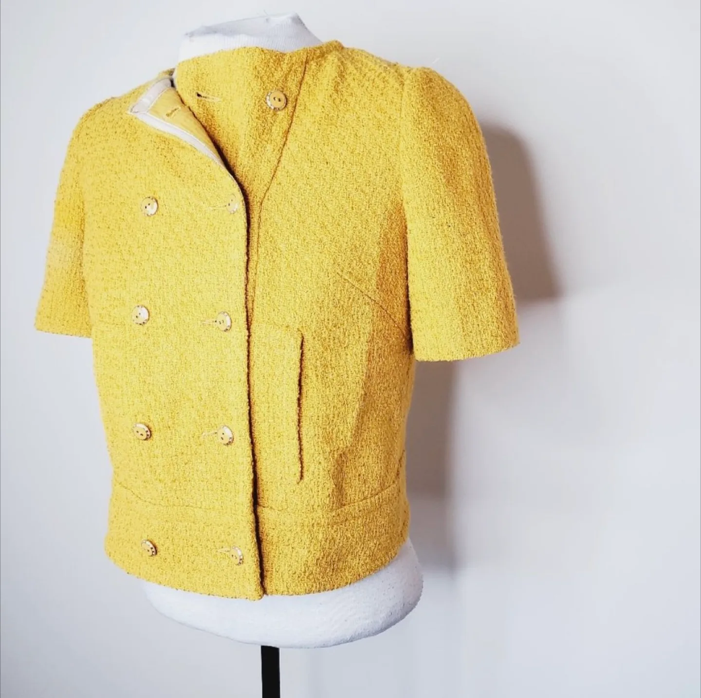 Anthropologie Mustard Yellow Retro Top - Size 2 image indicator(4)