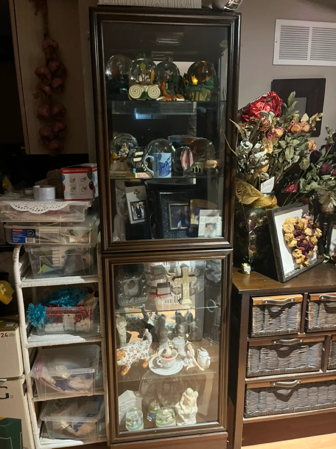 Wooden Display Cabinet image indicator(4)