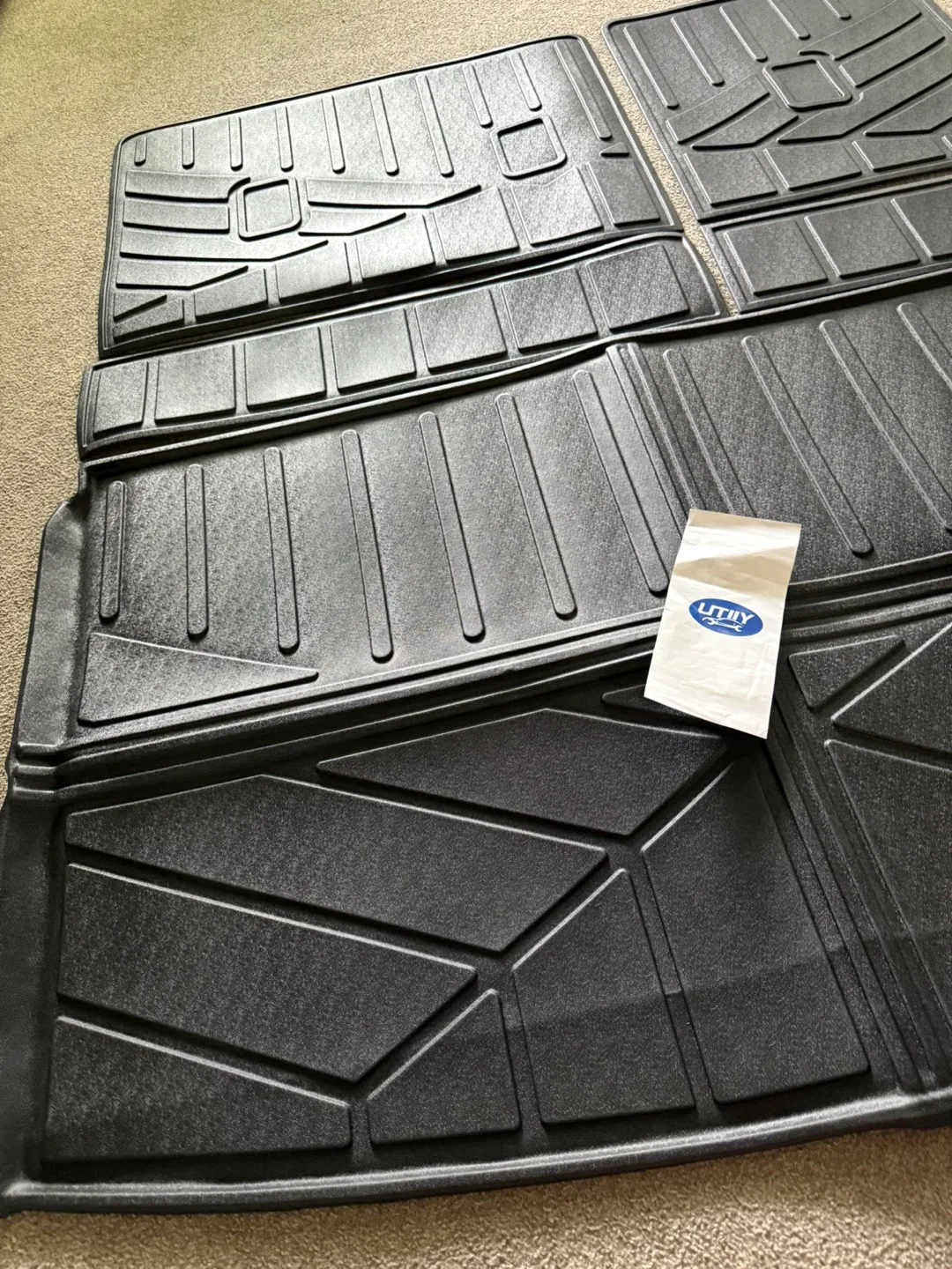 2018-2024 Ford Expedition/Lincoln Navigator Cargo Mat image indicator(4)