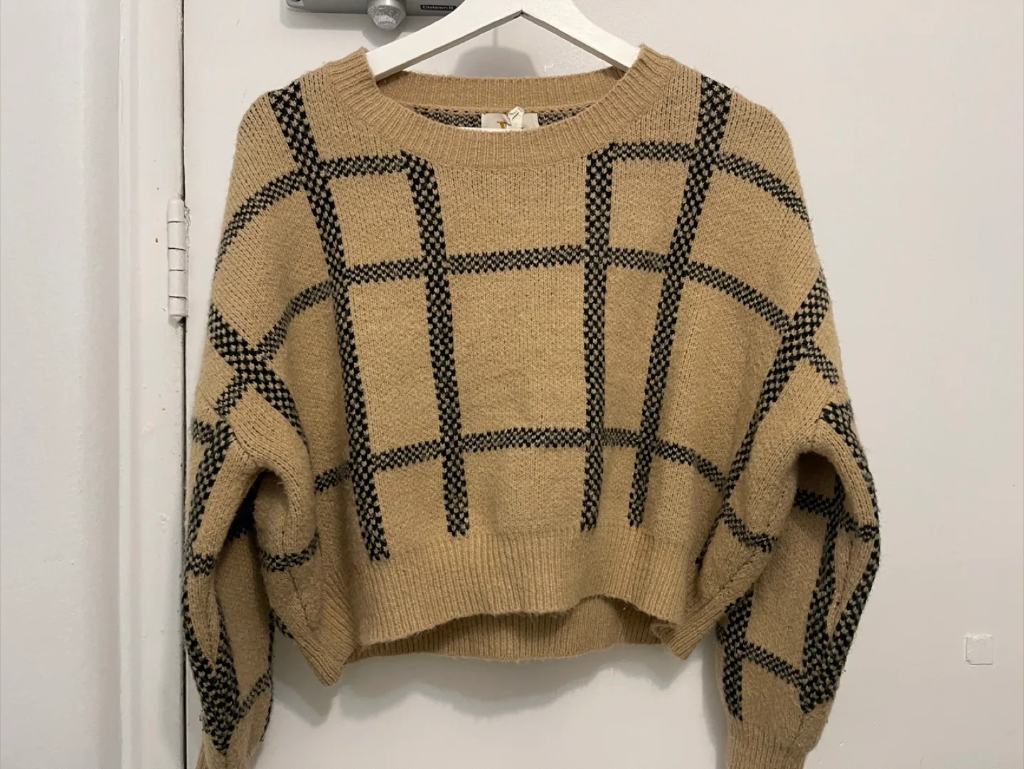 Tan Plaid Crop Sweater Law School Core image indicator(2)
