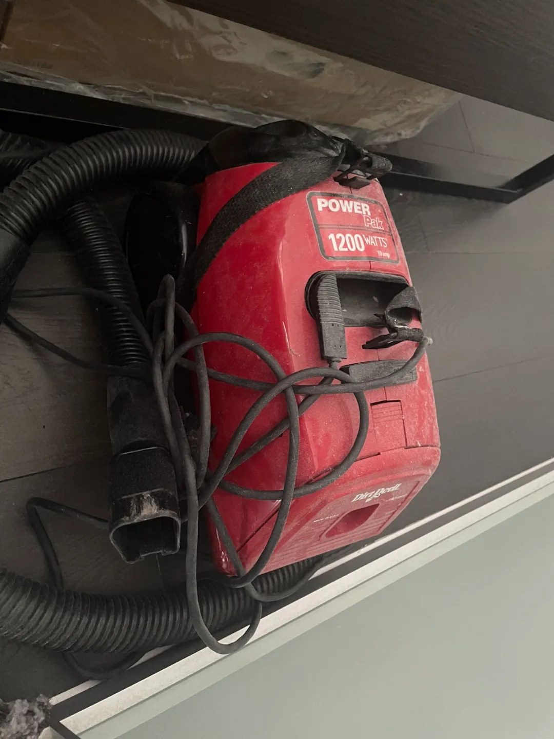 Dirt Devil Power Pak 1200 Watts Vacuum image indicator(2)