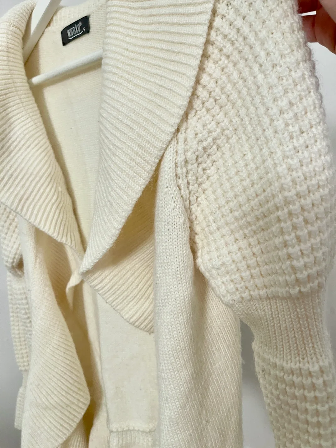 Wanko Cream Knit Cardigan image indicator(3)
