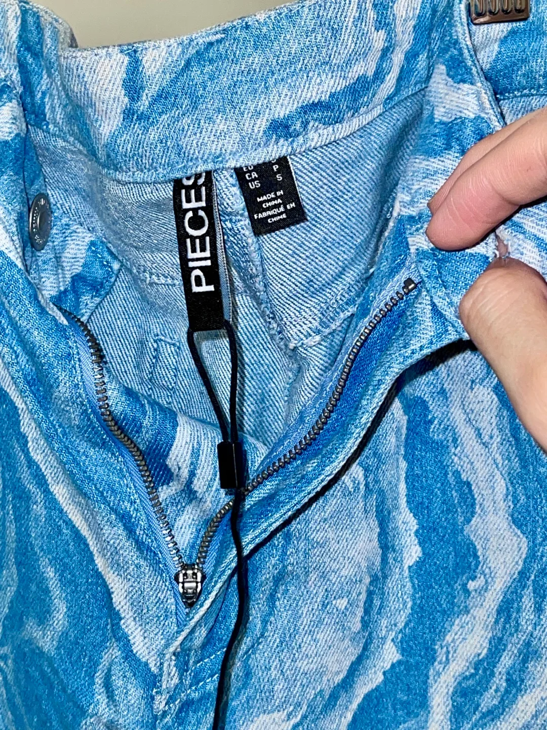 Pieces Jeans - Size S - Blue/White Marble image indicator(2)