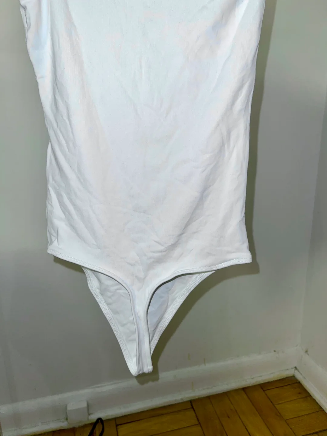 Aritzia White One-Shoulder Bodysuit XXS image indicator(3)