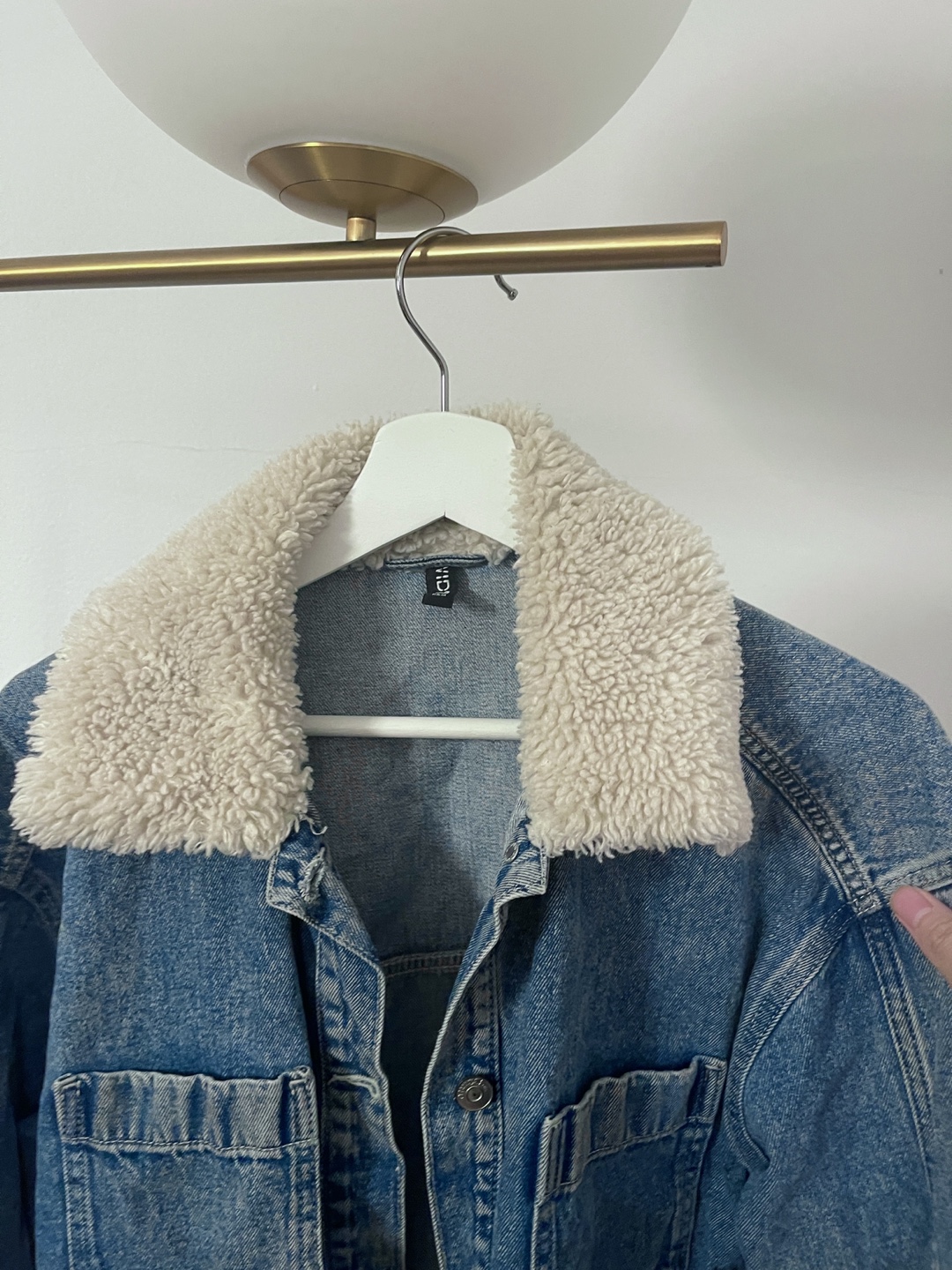 H&M Denim Jacket with Sherpa Collar - photo 2