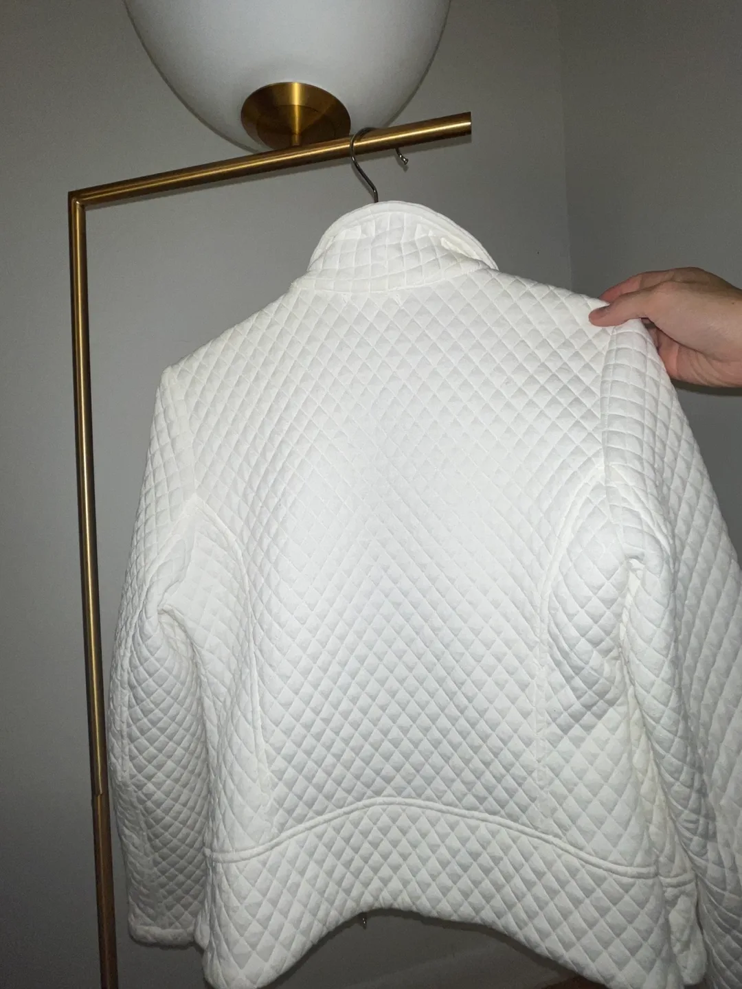 Veeko White Quilted Jacket image indicator(2)