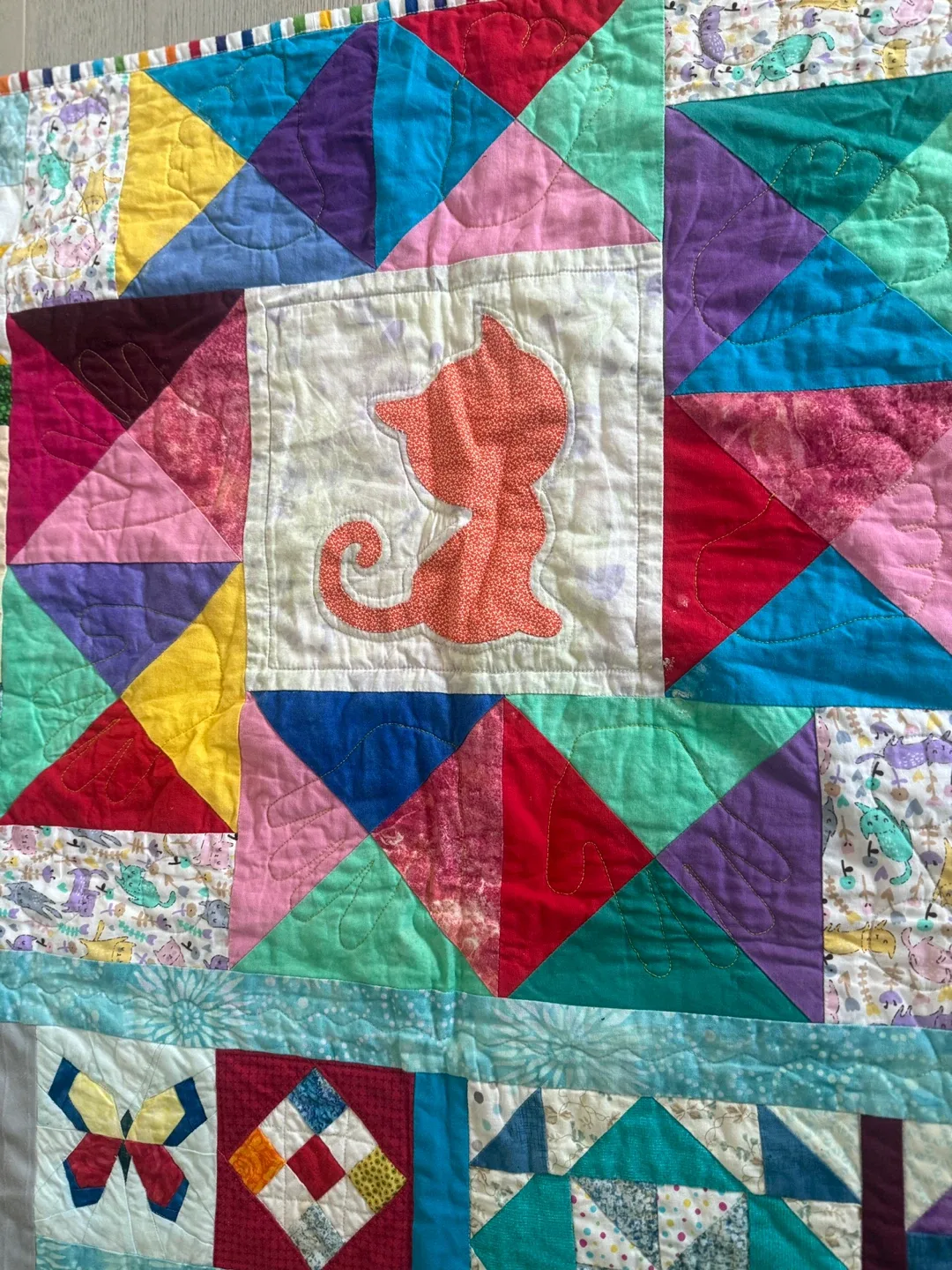 Handmade Patchwork Quilt with Cat Applique image indicator(4)