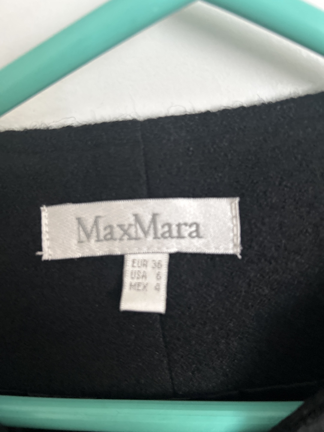 Max Mara Black Jacket - Size 6 - photo 2