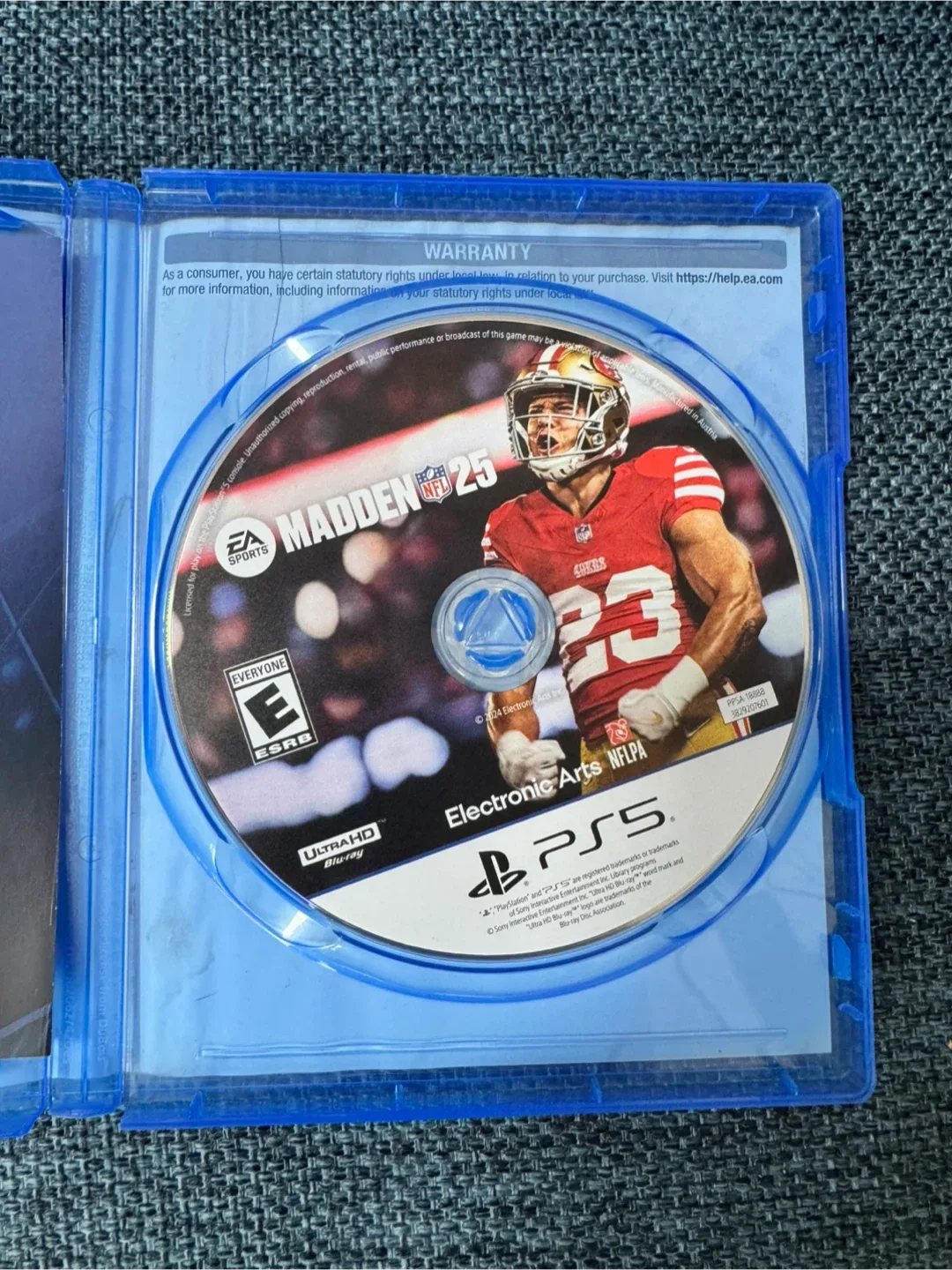 Madden NFL 25 (PS5, Standard) – Case & Instructions image indicator(6)
