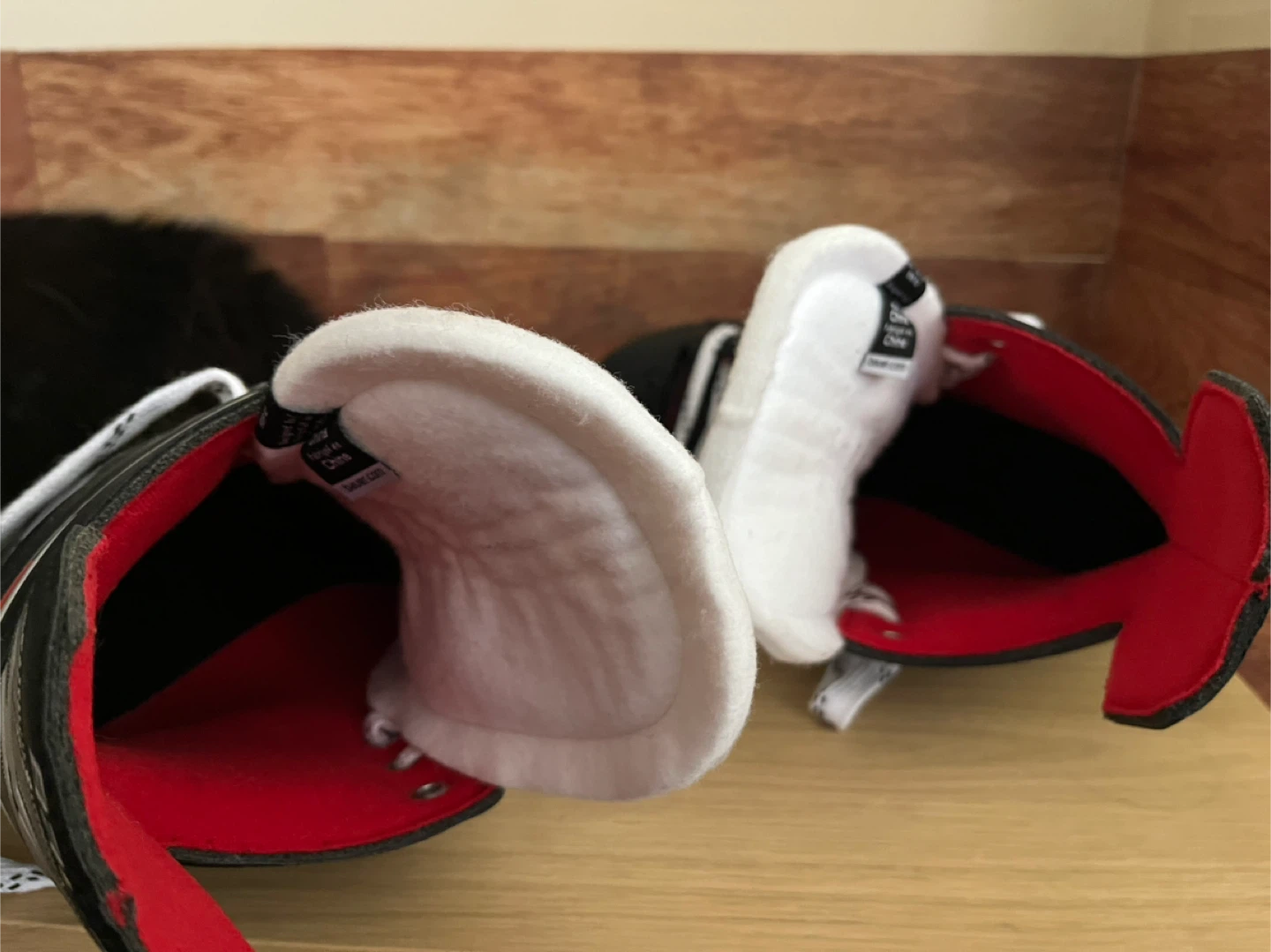 ❗️LIKE NEW ‼️Bauer Vapor X250 Ice Skates - Size 7 - photo 4