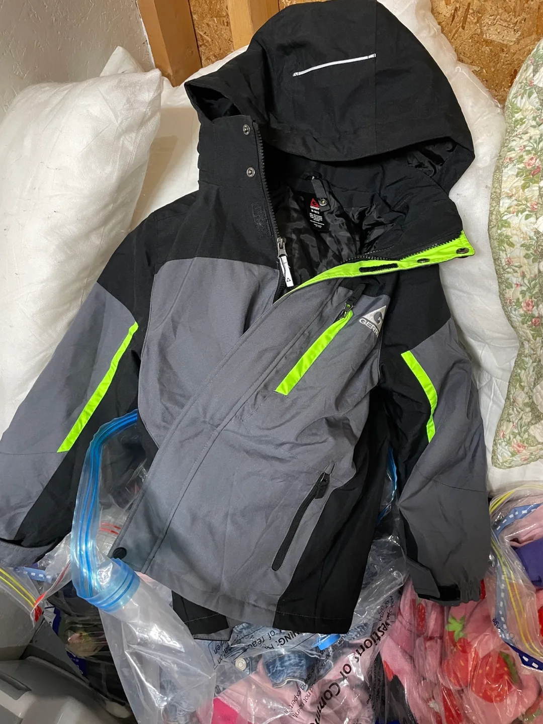 Gerry Ski Jacket - youth size M (10/12) thumbnail