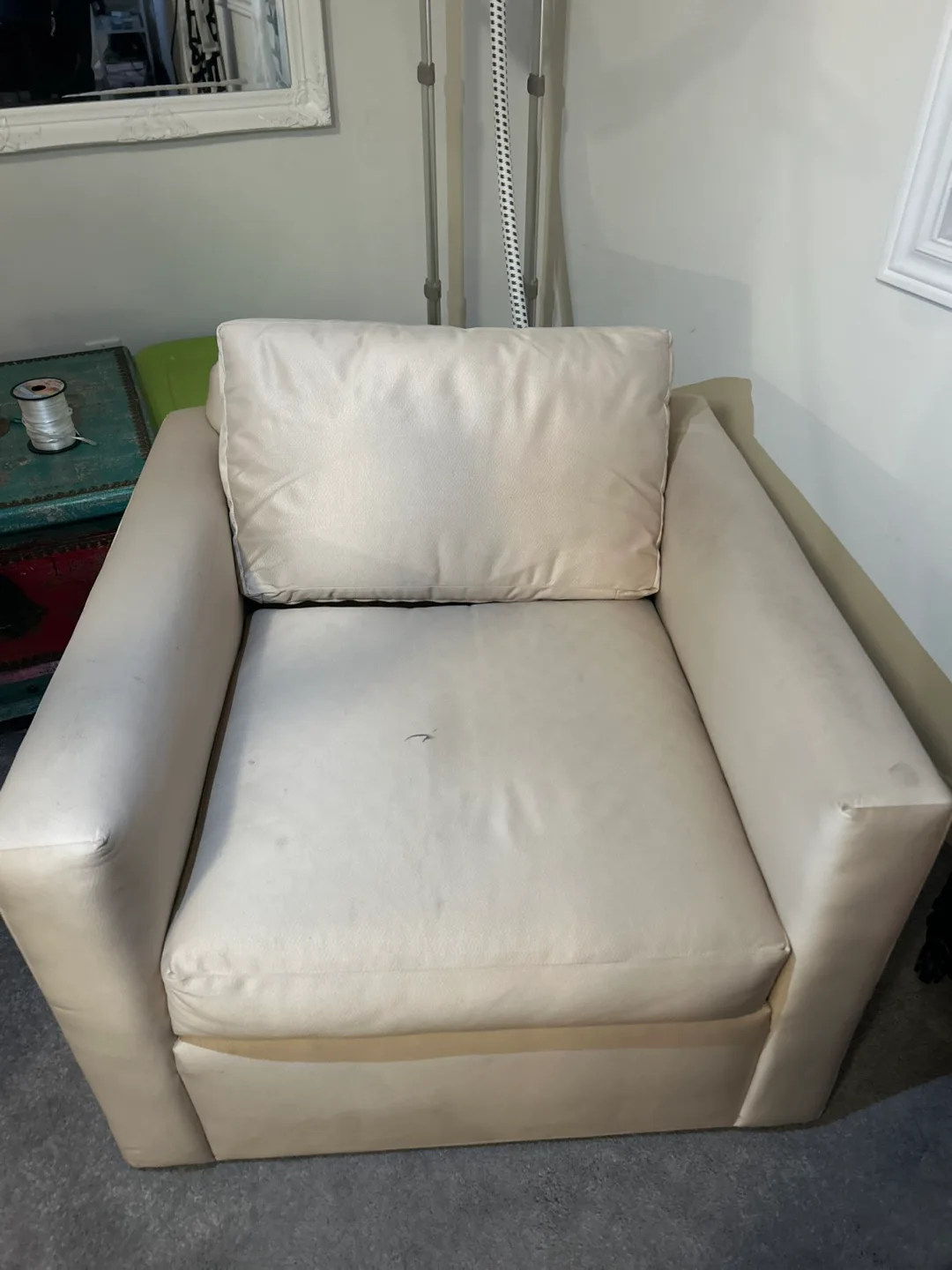 Beautiful Barrymore Armchair image indicator(2)