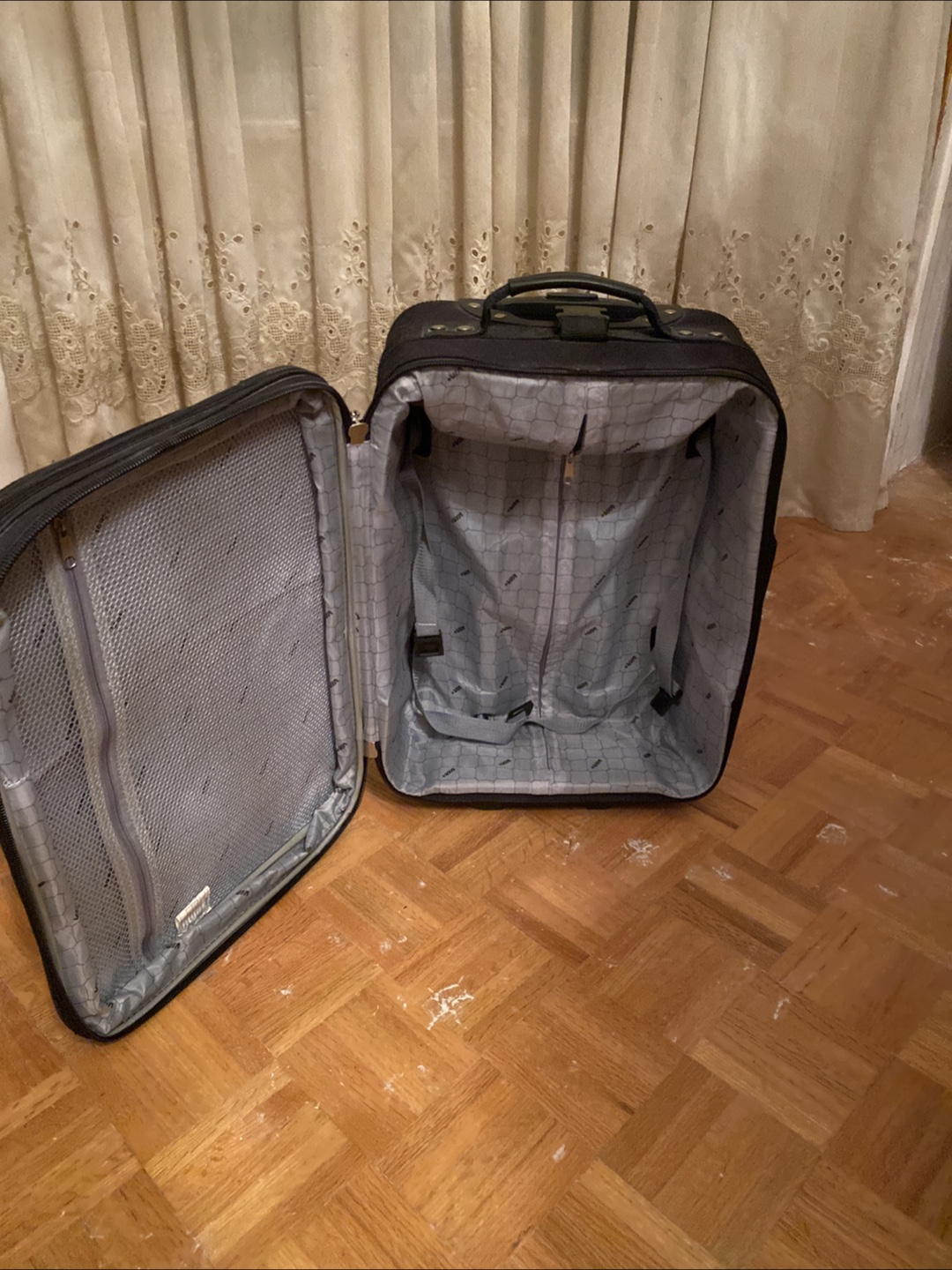 VIA Rail Black Carry-On Luggage - photo 2