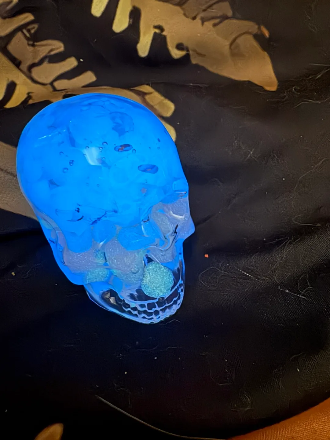 Blue & Pink glow on the Dark Resin Skull Figurine image indicator(4)