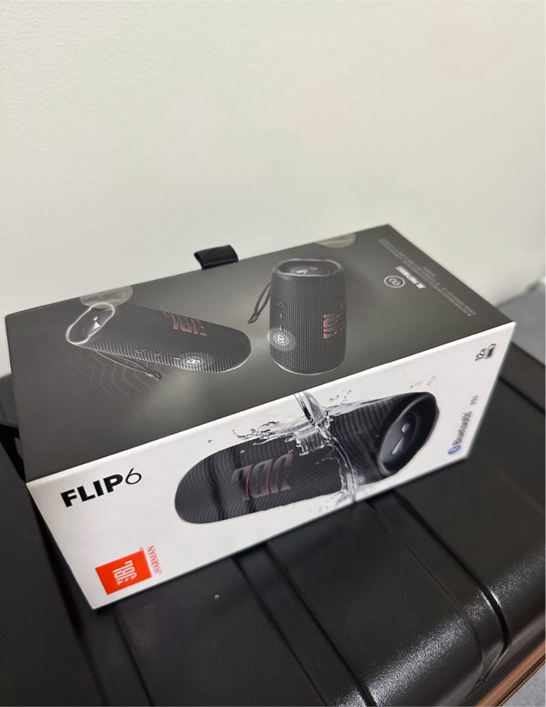 New JBL Flip 6 Bluetooth Speaker - Portable - photo 2