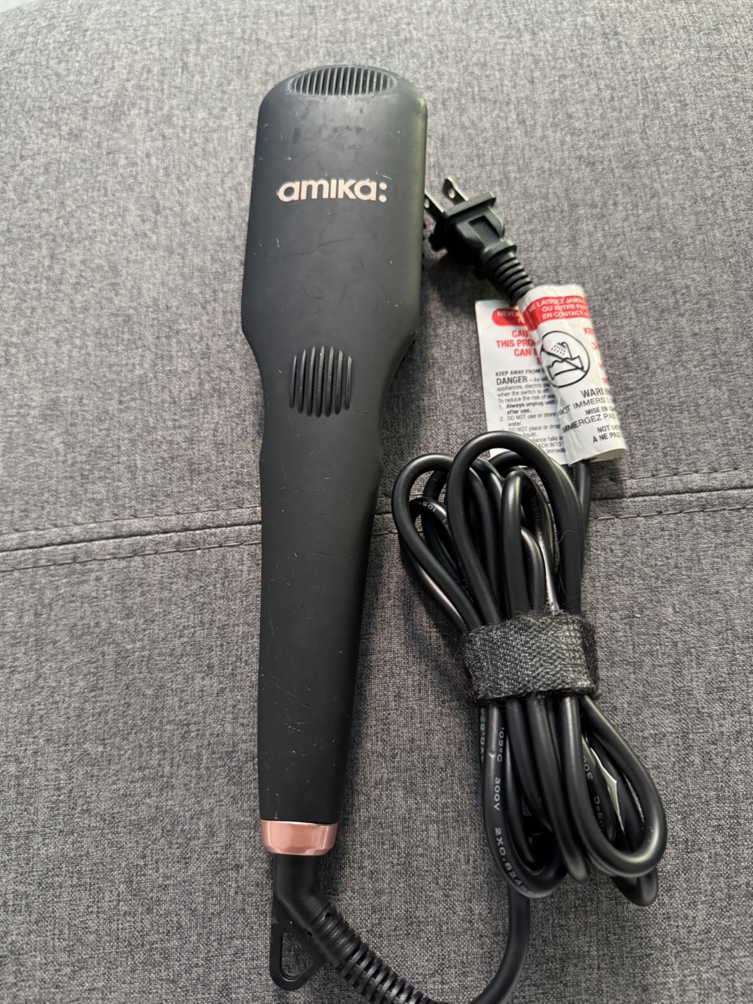 Amika hair straightener polishing perfection