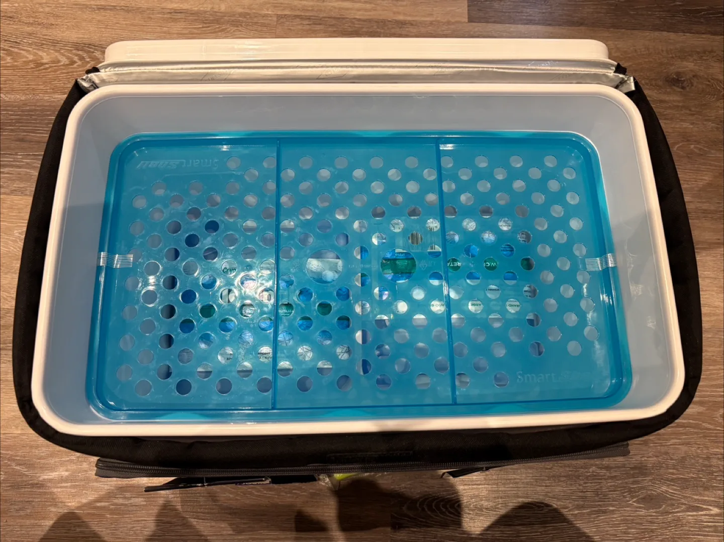 Titan Deep Freeze 48 Can Zipperless Cooler image indicator(3)