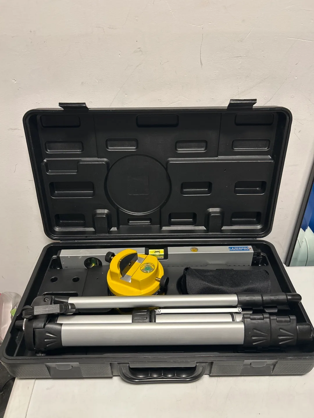 Lazerpro Laser Level Kit CL2082 image indicator(6)