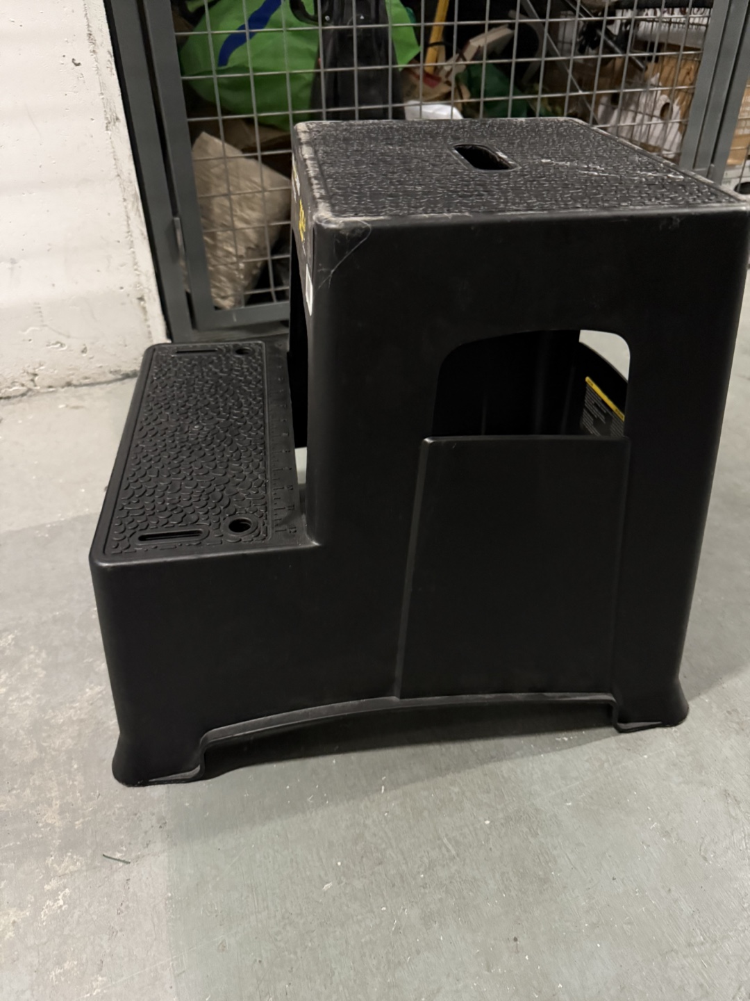 Gorilla Ladders Project Step Stool - 325lb Capacity - photo 2